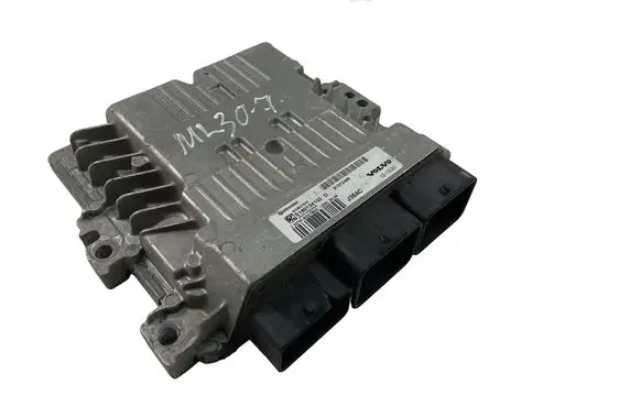 Volvo V70 Engine control unit/module ECU 31372489 S180134102D