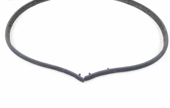 KIA Sorento Engine compartment rubber 