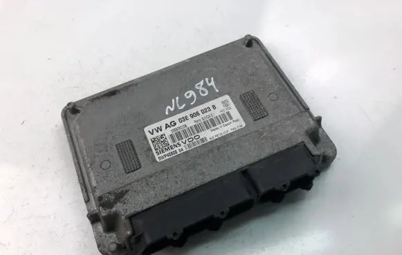 Volkswagen Polo Engine control unit/module ECU 03E906023B