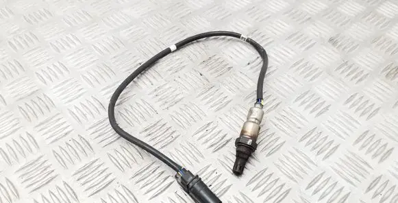 Volkswagen PASSAT B8 Lambda probe sensor 04L906262A 376