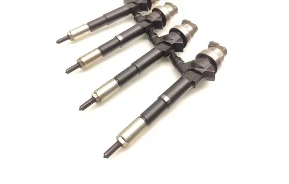 Opel Mokka Fuel injectors set 55567729