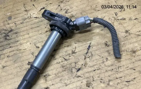 Toyota Prius+ (ZVW40) High voltage ignition coil 9091902258