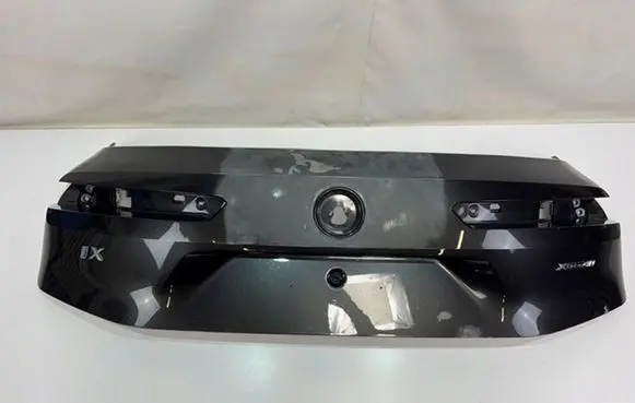 BMW iX Tailgate/trunk/boot lid