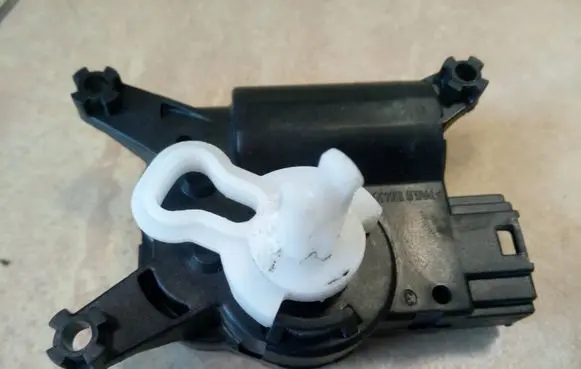 Renault Master III Air flap motor/actuator A21101800 NE70254