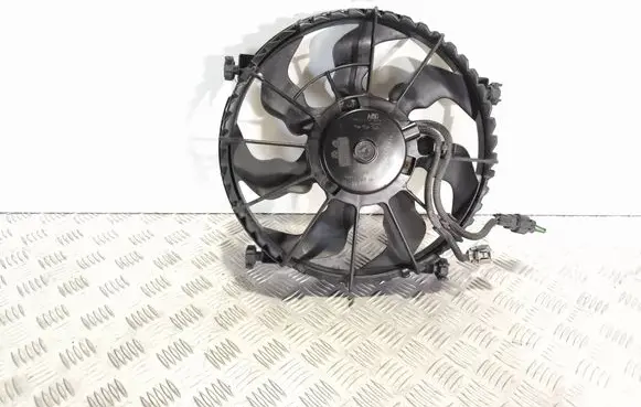 Hyundai i20 (PB PBT) Electric radiator cooling fan B101KP8AA