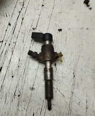 Ford Fusion Fuel injector 9649574480