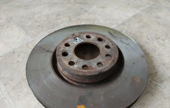 Volkswagen PASSAT B8 Front brake disc