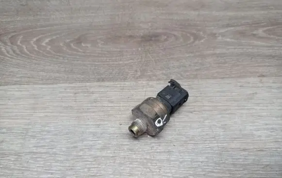 Volvo S60 Brake power pressure regulator 