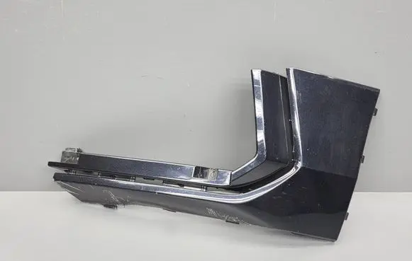 Volkswagen Tiguan Front bumper lip 5NA853211C DNB18133