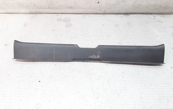 Toyota Corolla Verso E121 Trunk/boot sill cover protection