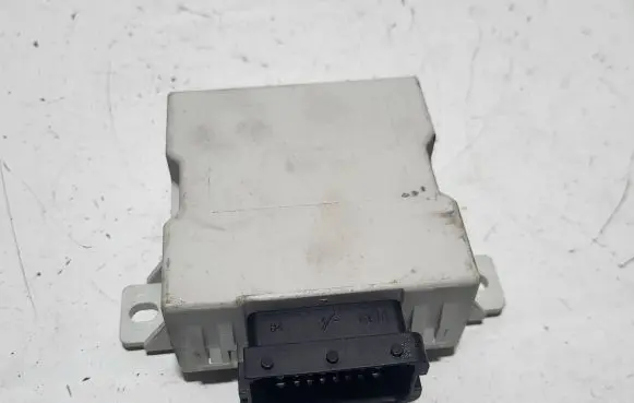 Toyota Avensis T250 Window wiper relay 150696