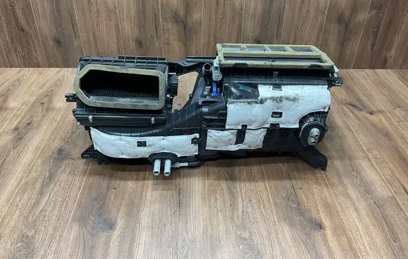 Mercedes-Benz C W205 Interior heater climate box assembly A2058308605
