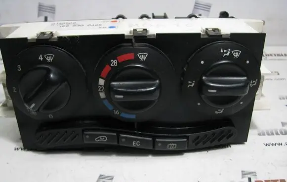 Mercedes-Benz A W168 Climate control unit A1688300485