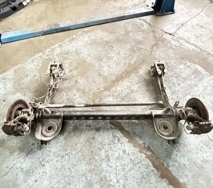 Renault Espace - Grand espace IV Rear axle beam 7701477950 7701477951 8200602628