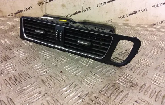 Audi Q5 SQ5 Dash center air vent grill 8R2820951B