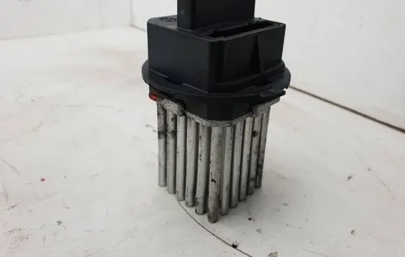 Volvo XC70 Heater blower motor/fan resistor 5HL00894120 0361 7253