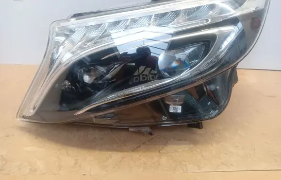 Mercedes-Benz Vito Viano W447 Headlight/headlamp 4476091401