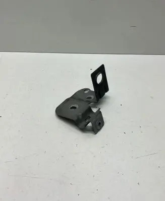 Audi Q7 4M Fender mounting bracket 4M0821168A DX53DZ