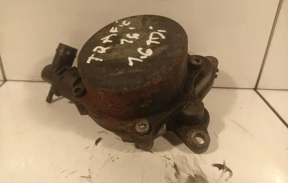 Renault Trafic III (X82) Vacuum pump