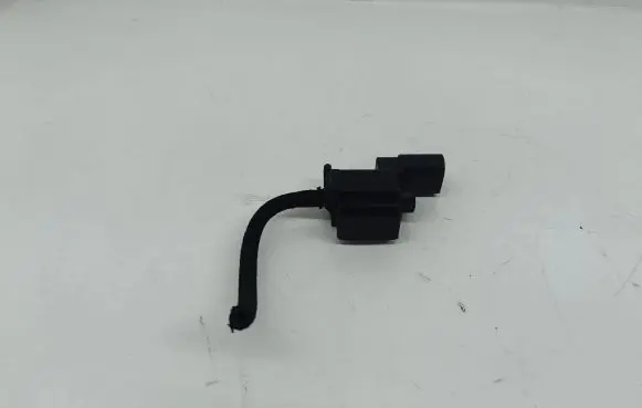 Audi A4 S4 B8 8K Turbo solenoid valve 037906283C 72288000 05T069