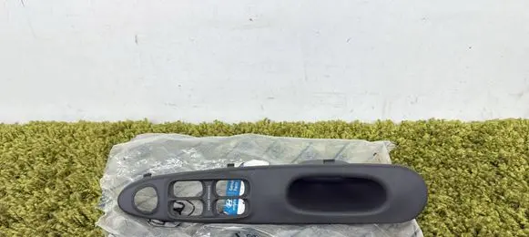 Hyundai Elantra Front door trim bar 82731-29030lg 82731-29030