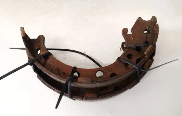 Honda CR-V Handbrake/parking brake pads nke78gg 010036