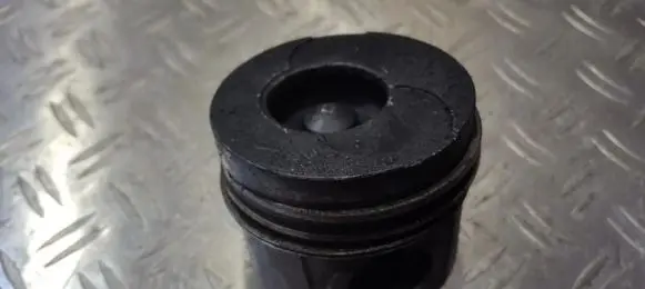 Renault Scenic I Piston