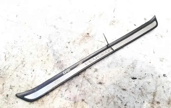 Peugeot 607 Front sill trim cover 9629149577
