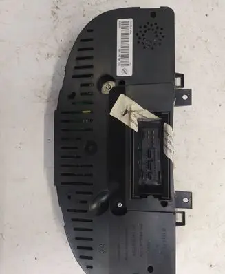 Volkswagen Golf V Speedometer (instrument cluster) 1K0920961KX