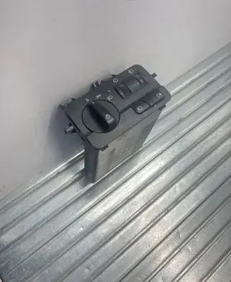 Light switch