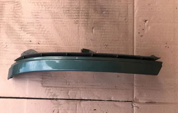 Opel Zafira A Under headlight/headlamp trim 