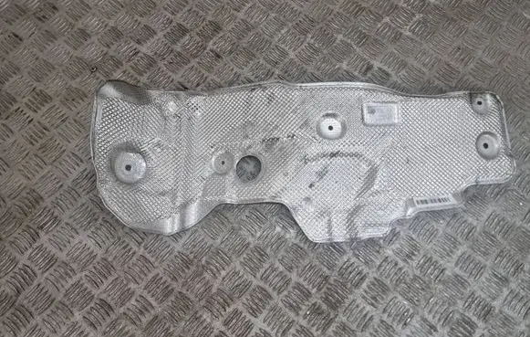 BMW X7 G07 Exhaust heat shield 7424921