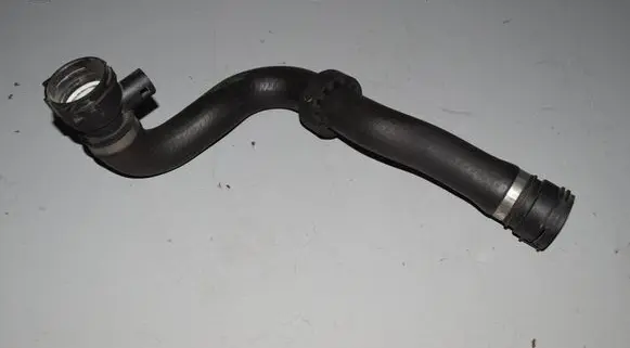 BMW 5 E39 Engine coolant pipe/hose 7503725