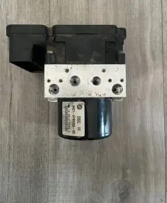 BMW 3 E92 E93 ABS Pump 6789304 34526789304 6789303