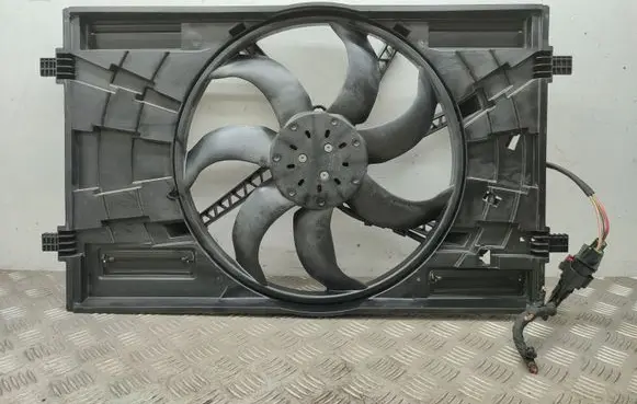 Volkswagen Golf Sportsvan Electric radiator cooling fan 5Q0121203DQ