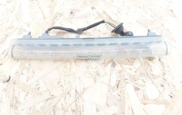 Subaru Legacy Third/center stoplight VC02012