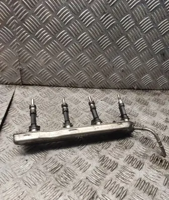 Toyota Yaris Fuel main line pipe