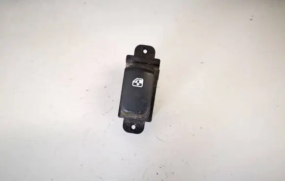 KIA Carens II Electric window control switch 935801d5010 93580-1d5010