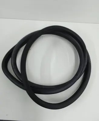 Mercedes-Benz E W212 Front door rubber seal A2126970051