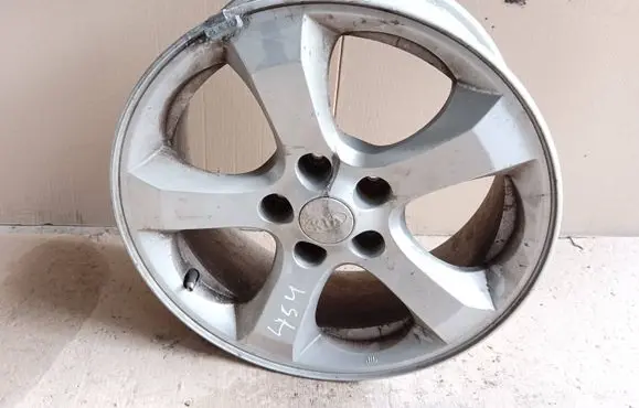 KIA Sportage R17 alloy rim 529101F450