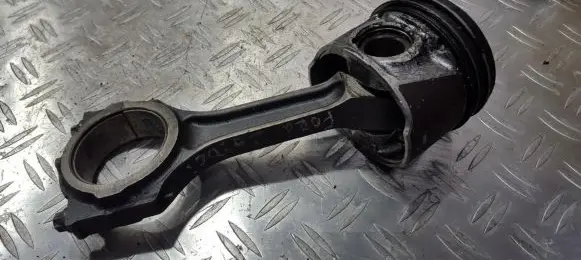 Ford Transit Piston with connecting rod