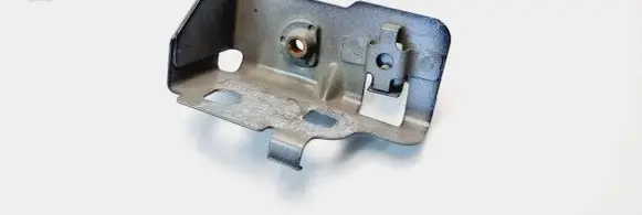 Renault Zoe Fender mounting bracket 625B55506R