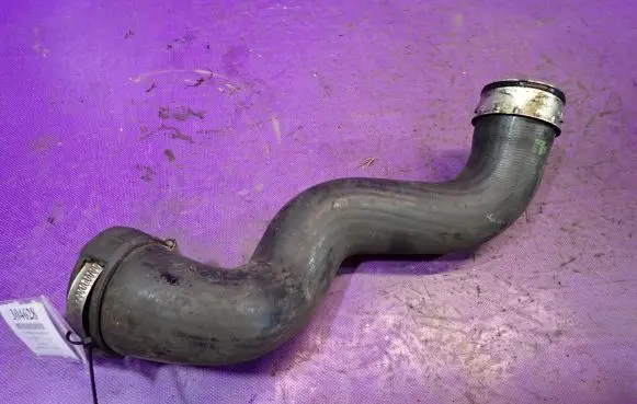 Audi A4 S4 B7 8E 8H Intercooler hose/pipe 8E0145737E