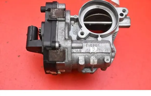 Opel Vectra C Throttle body valve 