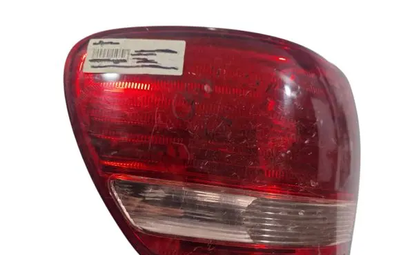 Toyota Avensis Verso Rear/tail lights 3017545