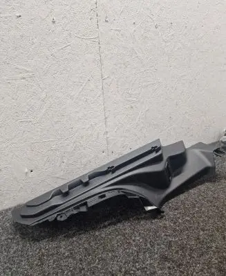BMW X1 U11 (D)pillar trim (top) 9462434