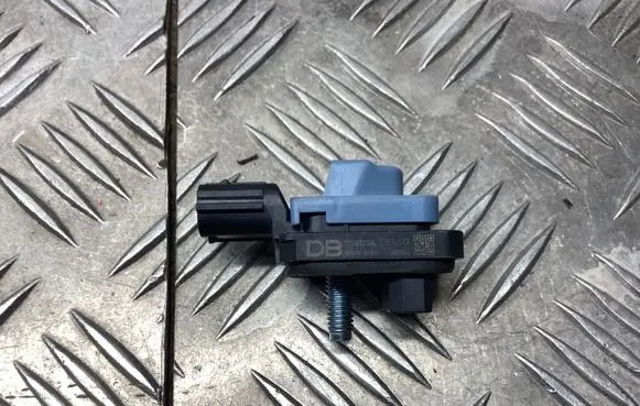 Lexus NX Airbag deployment crash/impact sensor 8983A52011