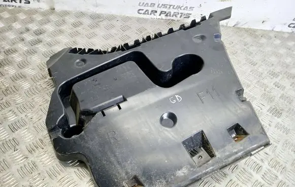 BMW 5 F10 F11 Rear bumper mounting bracket 7207112 15857711 585771