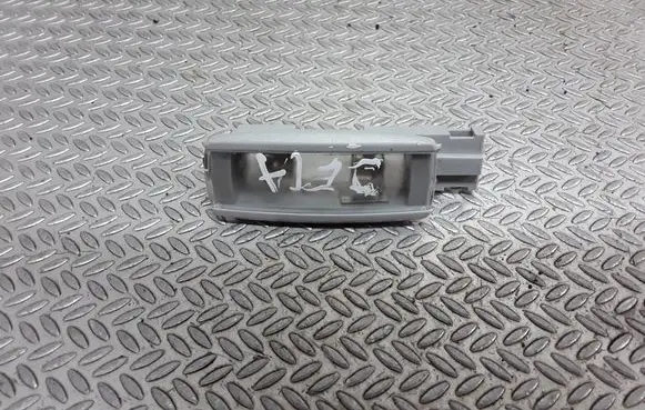 Volkswagen Jetta VI Rear seat light 1K0947109
