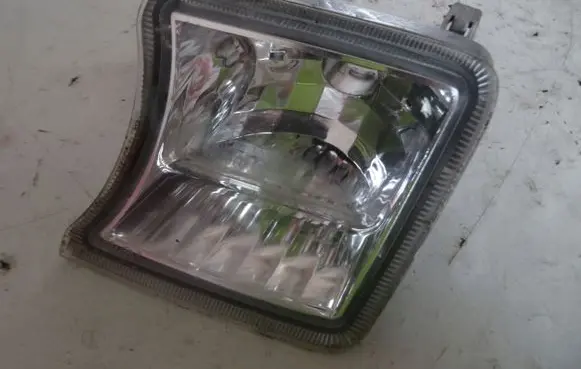 Toyota Prius (XW20) Front indicator light